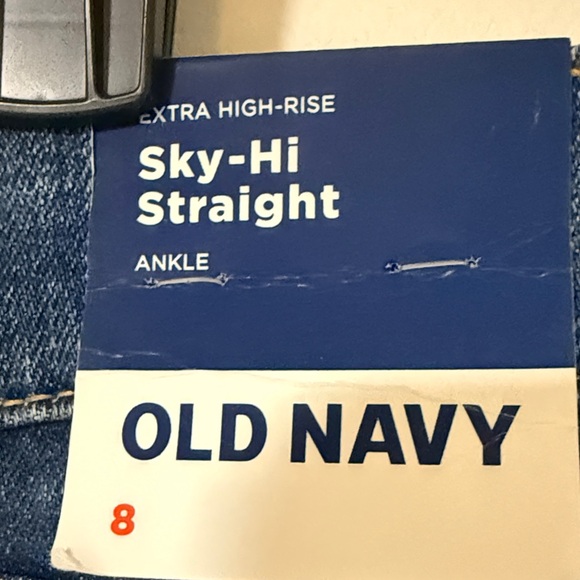 Old Navy Dark Blue Cropped Jeans - Picture 6 of 6